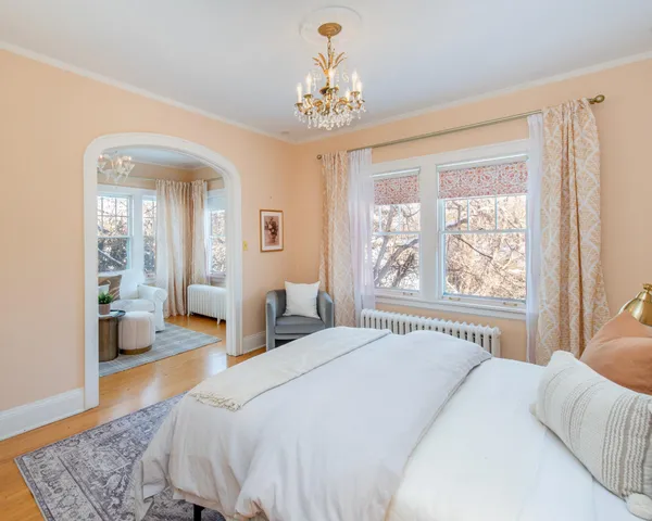 $795,000 | 1917 Summit Avenue, Unit 2, St. Paul, MN 55105