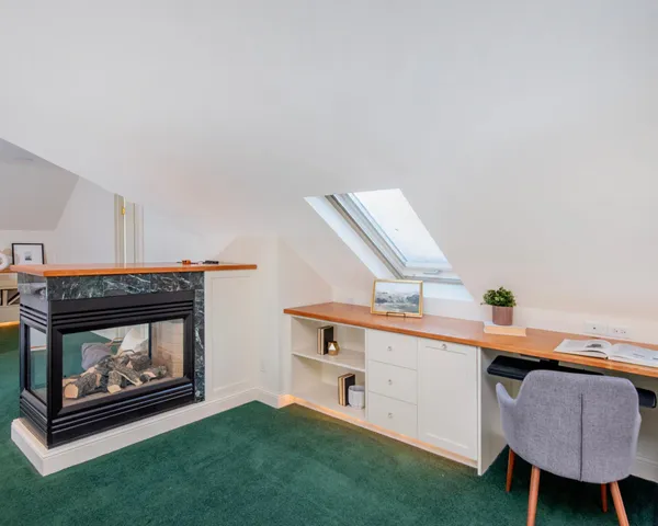 $795,000 | 1917 Summit Avenue, Unit 2, St. Paul, MN 55105