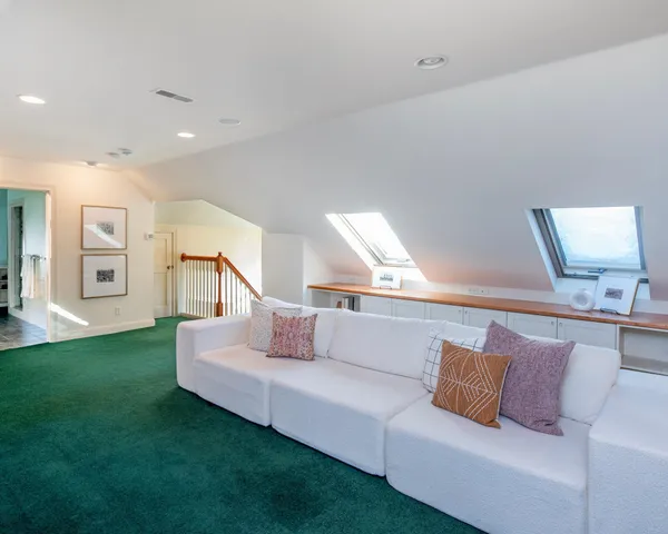 $795,000 | 1917 Summit Avenue, Unit 2, St. Paul, MN 55105