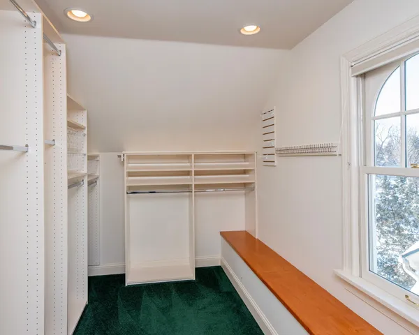 $795,000 | 1917 Summit Avenue, Unit 2, St. Paul, MN 55105