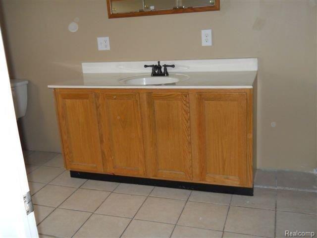 7229 Coldwater Road Flushing, MI 48433 - Photo 6 of 7 rita 039.jpg