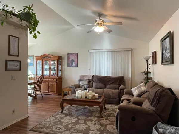 $269,900 | 334 17th Avenue North, Payette, ID 83661