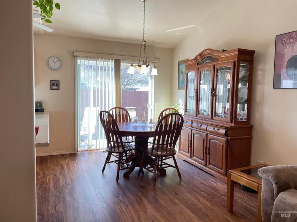 $269,900 | 334 17th Avenue North, Payette, ID 83661