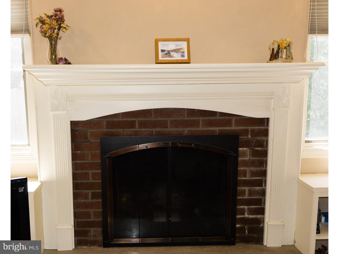 9 Silsbee Road New Castle, DE 19720 - Photo 9 of 25 Fireplace