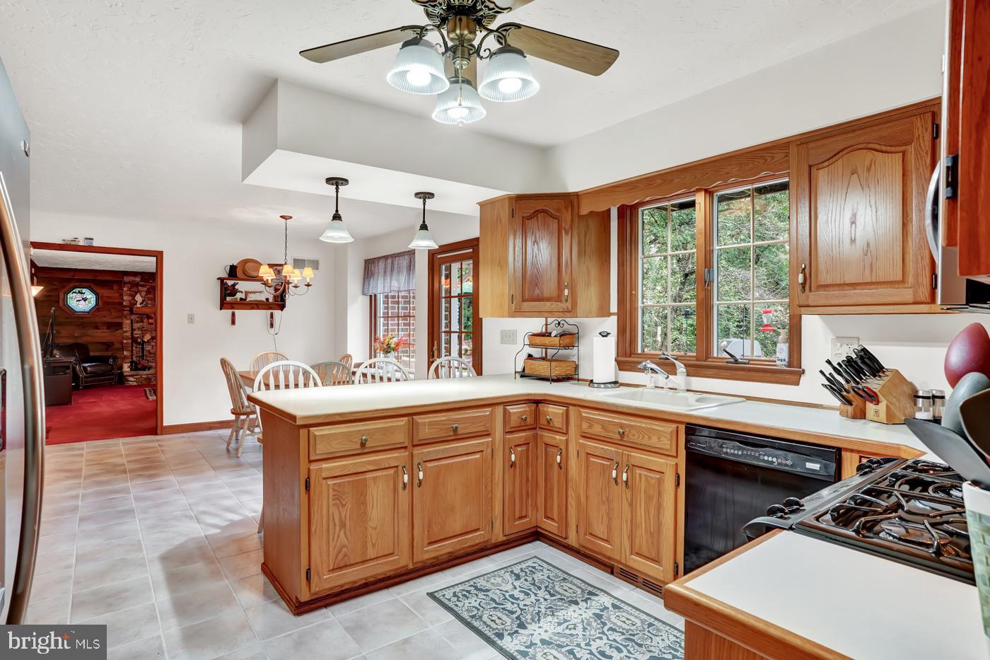 154 Pickett Road Dover, PA 17315 - Photo 7 of 36 Gallery Image 7