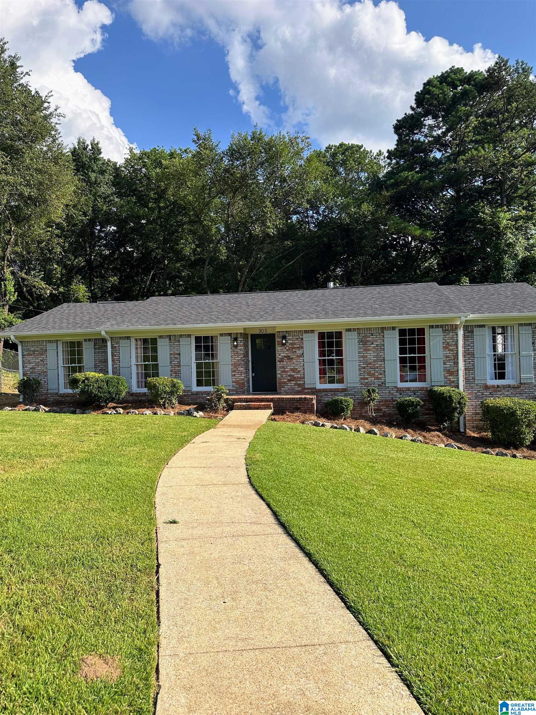 305 34th Avenue Northeast Birmingham, AL 35215 - Photo 2 of 36