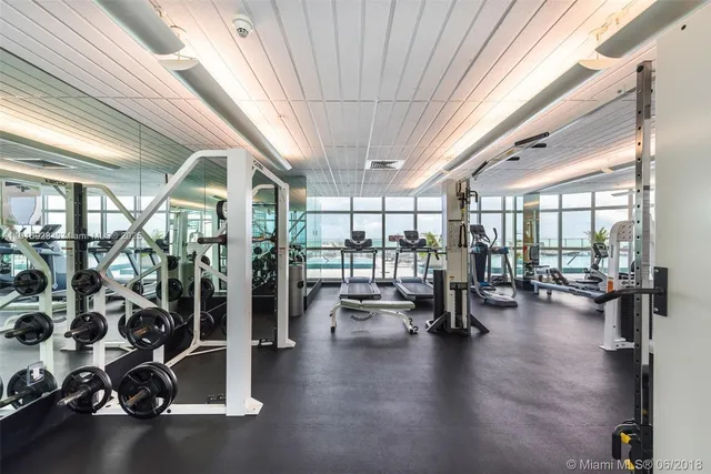 $3,000 | 218 Southeast 14th Street, Unit 1006, Miami, FL 33131