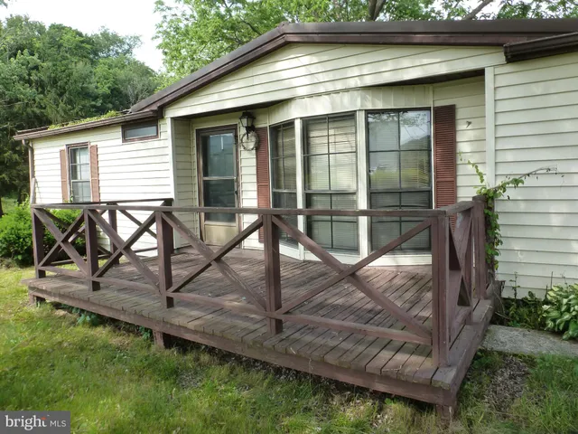 $149,500 | 3064 Berry Rdg Road, East Waterford, PA 17021