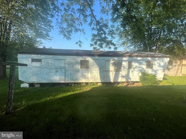 $149,500 | 3064 Berry Rdg Road, East Waterford, PA 17021