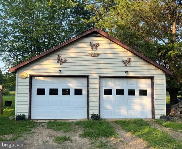 $149,500 | 3064 Berry Rdg Road, East Waterford, PA 17021