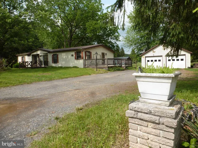 $149,500 | 3064 Berry Rdg Road, East Waterford, PA 17021