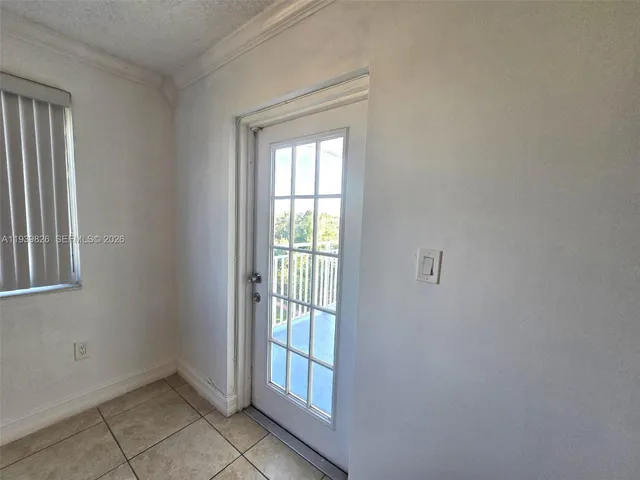 $2,150 | 6960 Miami Gardens Drive, Unit 2531, Hialeah, FL 33015