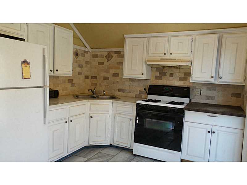 3434 Post Road Warwick, RI 02886 - Photo 12 of 19 Kitchen. new fridge