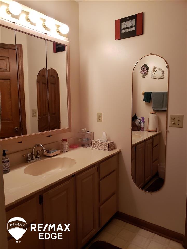 6276 Richfield Road Flint, MI 48506 - Photo 13 of 45 50057403-13.JPG