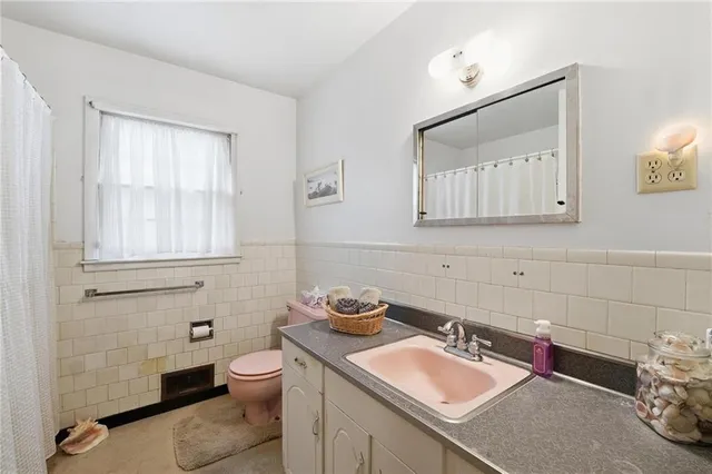 $200,000 | 4411 Sterling Avenue, Kansas City, MO 64133