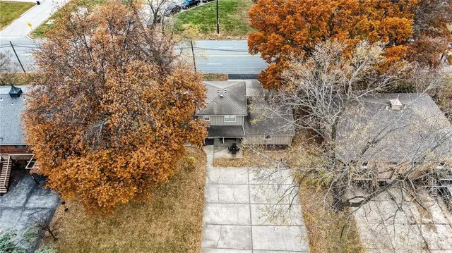 $200,000 | 4411 Sterling Avenue, Kansas City, MO 64133