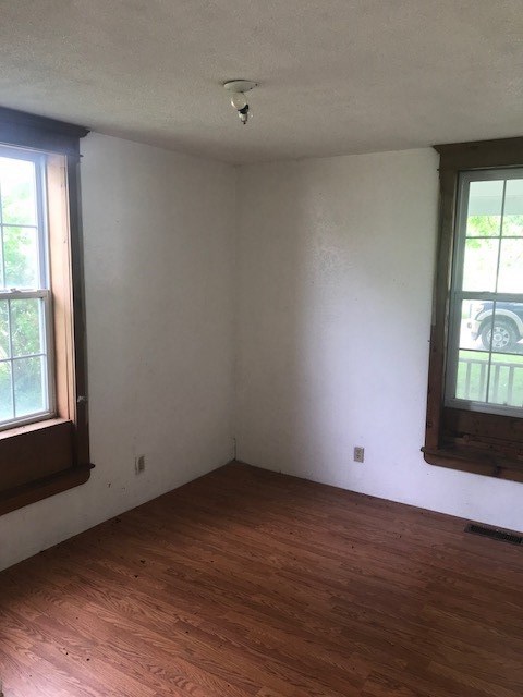 703 Schirmeyer Street Decatur, IN 46733 - Photo 6 of 12