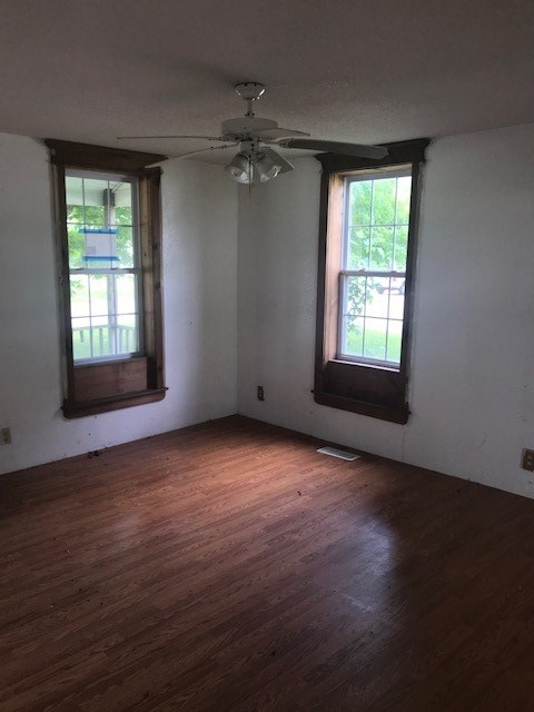 703 Schirmeyer Street Decatur, IN 46733 - Photo 7 of 12