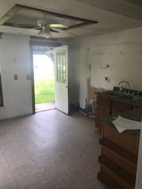 703 Schirmeyer Street Decatur, IN 46733 - Photo 8 of 12