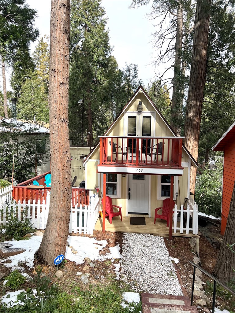 763 Woodland Road Crestline, CA 92325 - Photo 3 of 30