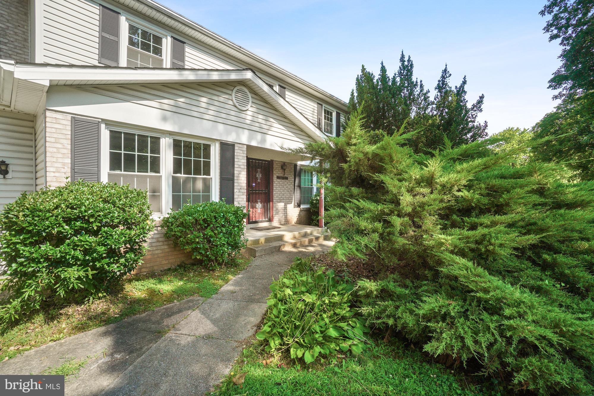 16524 Redland Road Derwood, MD 20855 - Photo 2 of 35 Walkway to front door