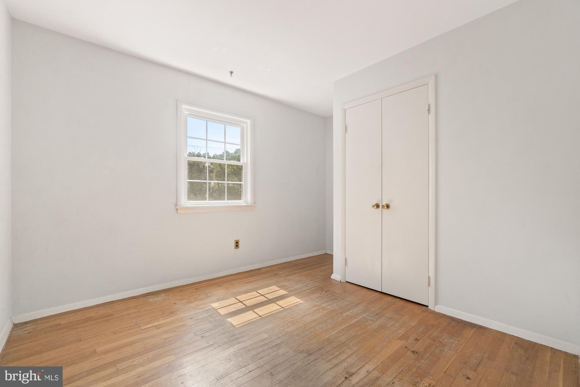 16524 Redland Road Derwood, MD 20855 - Photo 24 of 35 Bedroom #2