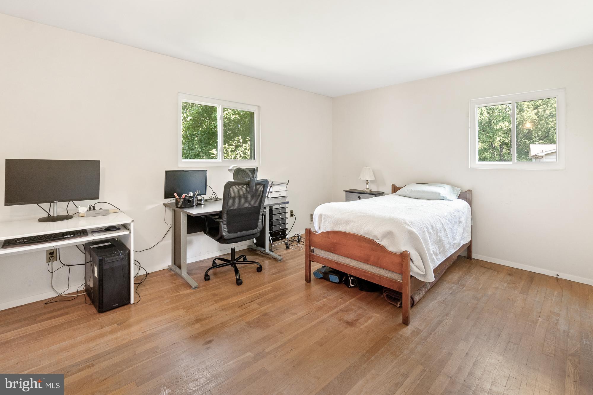 16524 Redland Road Derwood, MD 20855 - Photo 26 of 35 Bedroom #4