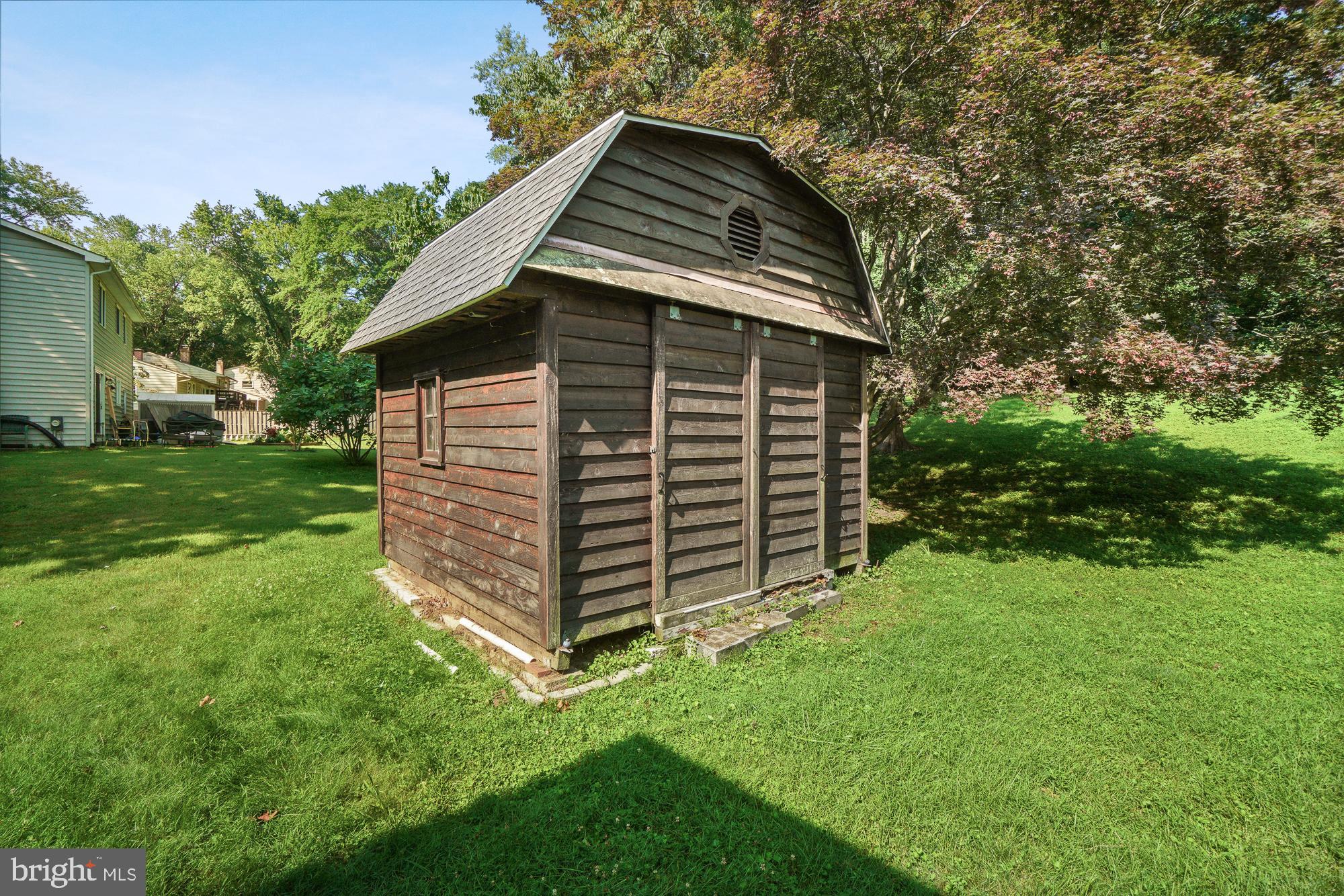 16524 Redland Road Derwood, MD 20855 - Photo 7 of 35 Shed for the lawn tools