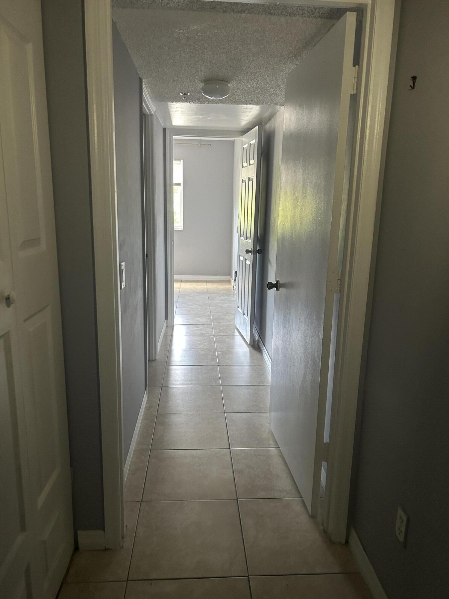 410 South Park Road, Unit 1204 Hollywood, FL 33021 - Photo 21 of 32 IMG_0015