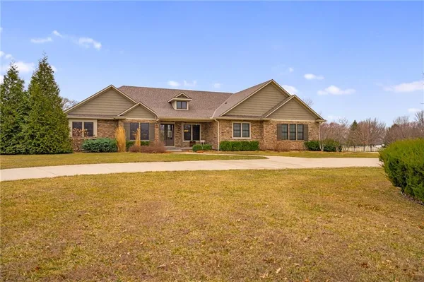 $1,400,000 | 3565 West 193rd Street, Stilwell, KS 66085
