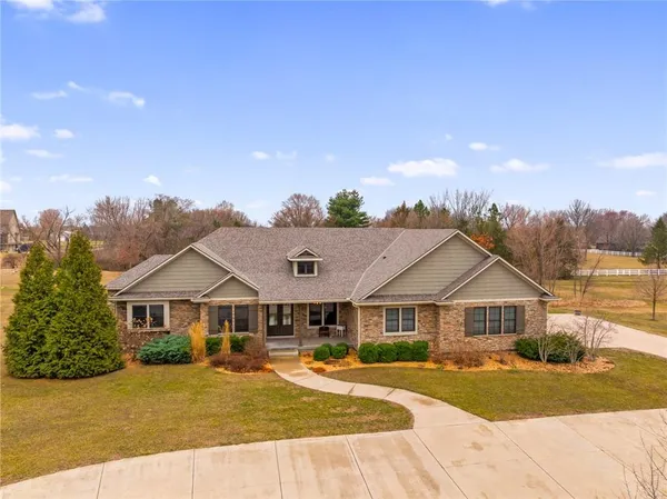 $1,400,000 | 3565 West 193rd Street, Stilwell, KS 66085