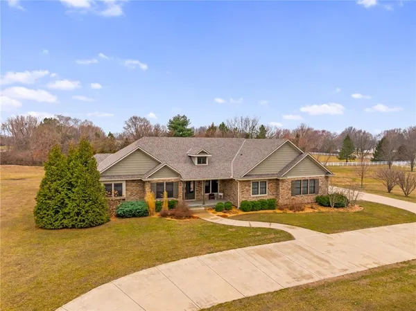 $1,400,000 | 3565 West 193rd Street, Stilwell, KS 66085