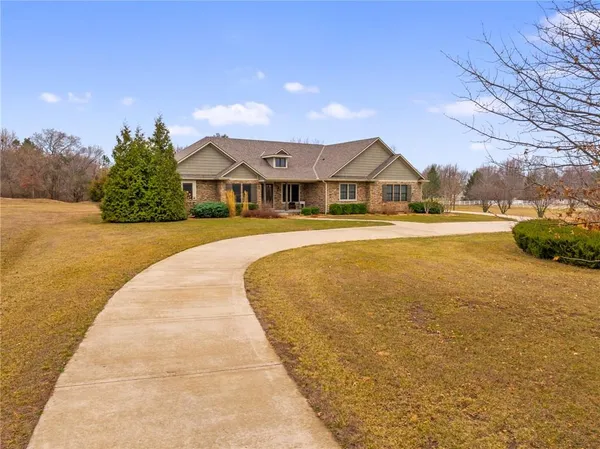 $1,400,000 | 3565 West 193rd Street, Stilwell, KS 66085