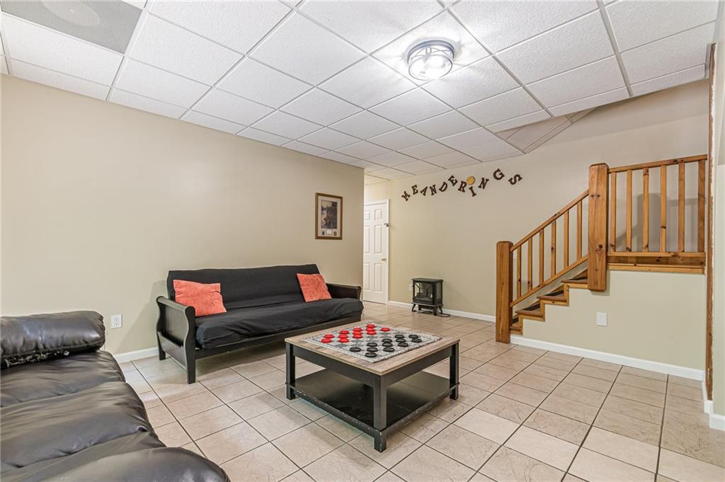 45 Chestatee River Ridge Dahlonega, GA 30533 - Photo 8 of 74 a living room with furniture and a rug