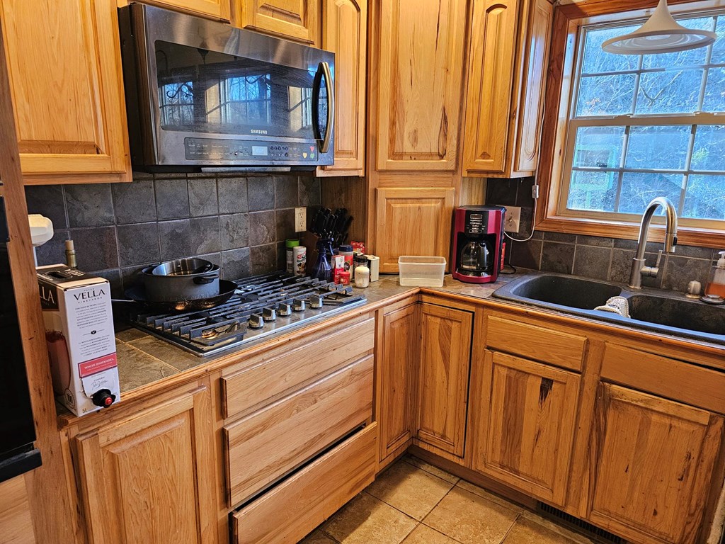 152 Monroe Lane Murphy, NC 28906 - Photo 6 of 30