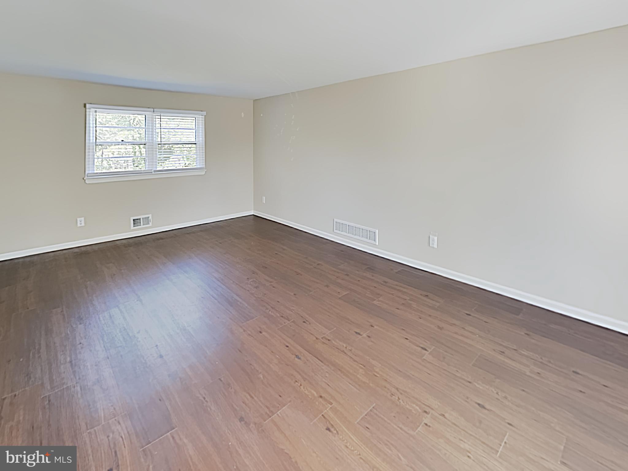 3 Blue Ridge Drive Ewing, NJ 08638 - Photo 3 of 18 Gallery Image 3