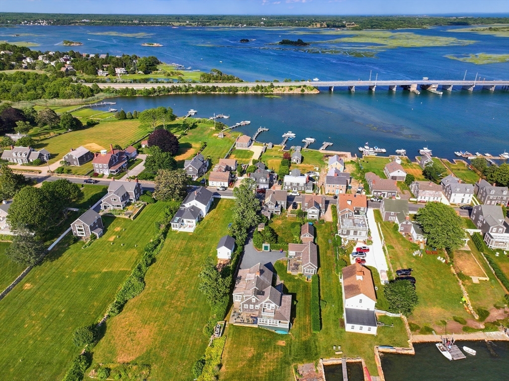 2037 Main Road Westport, MA 02791 - Photo 34 of 42