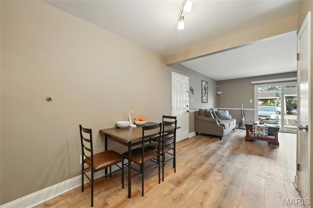 4523 Little Rock Road, Unit B St. Louis, MO 63128 - Photo 9 of 21 Gallery Image 9