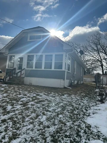 $235,000 | 1123 Front Street, Aurora, IL 60505