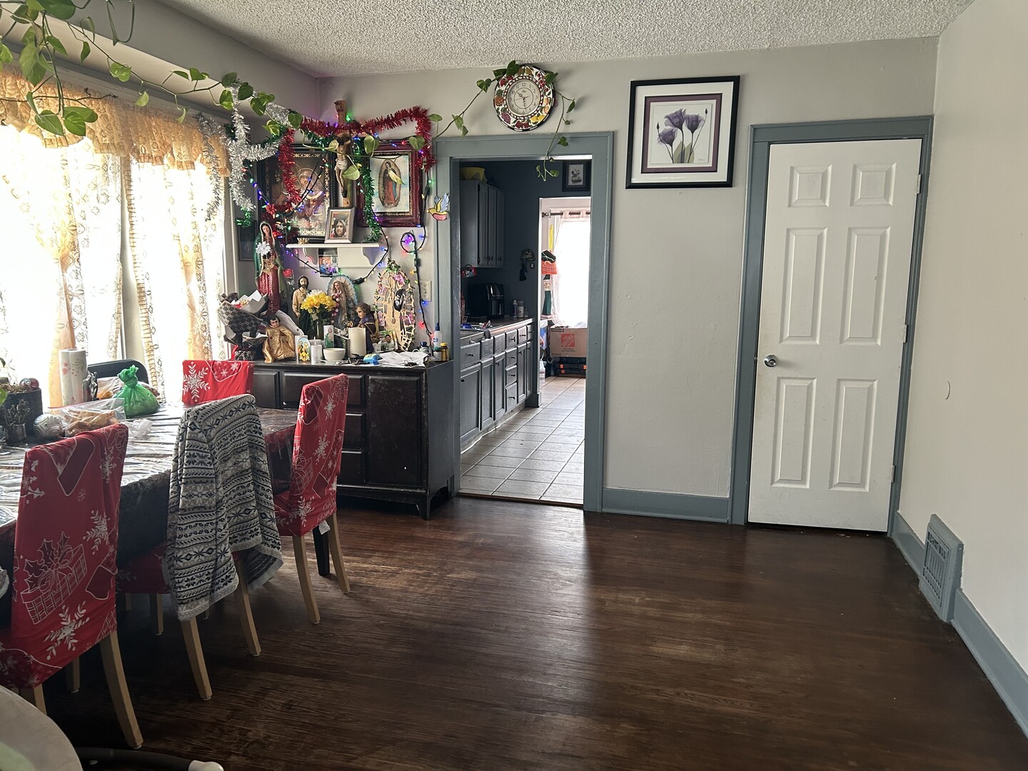 1123 Front Street Aurora, IL 60505 - Photo 3 of 10