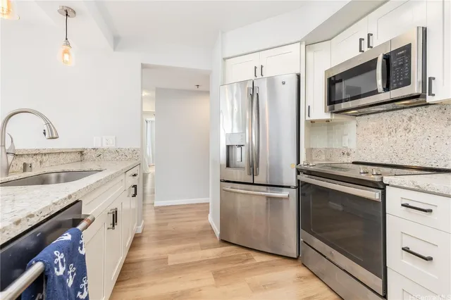 $670,000 | 583 Kamoku Street, Unit DH1907, Honolulu, HI 96826