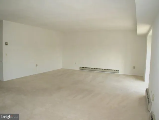 $2,300 | 15101 Glade Drive, Unit 2D, Silver Spring, MD 20906