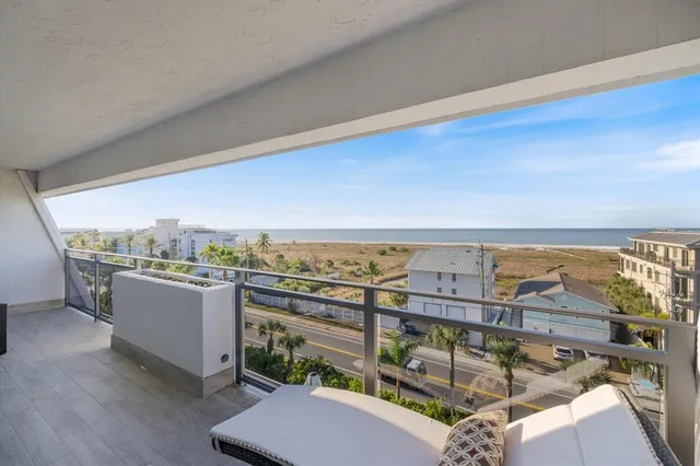 $1,295,000 | 625 Beach Road, Unit 602, Sarasota, FL 34242