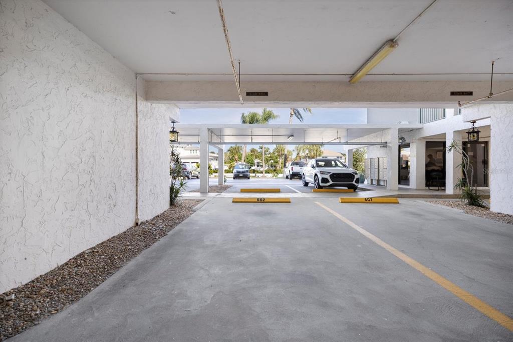 625 Beach Road, Unit 602 Sarasota, FL 34242 - Photo 48 of 65