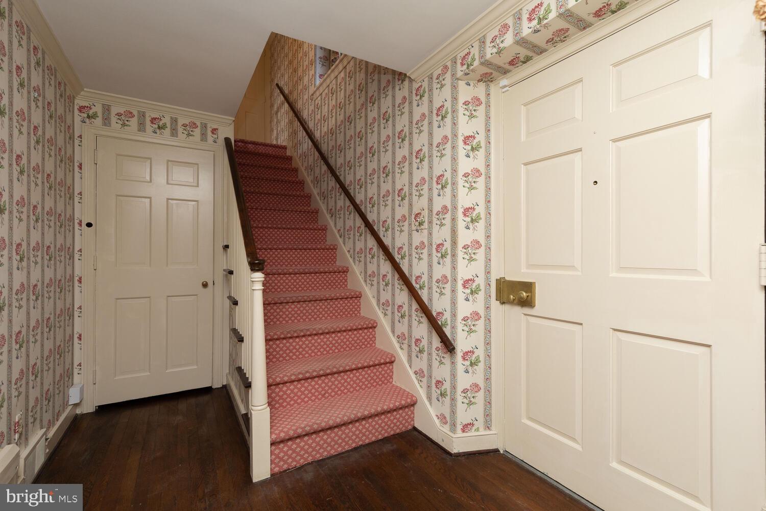 1417 Scrope Road Rydal, PA 19046 - Photo 10 of 77 Foyer