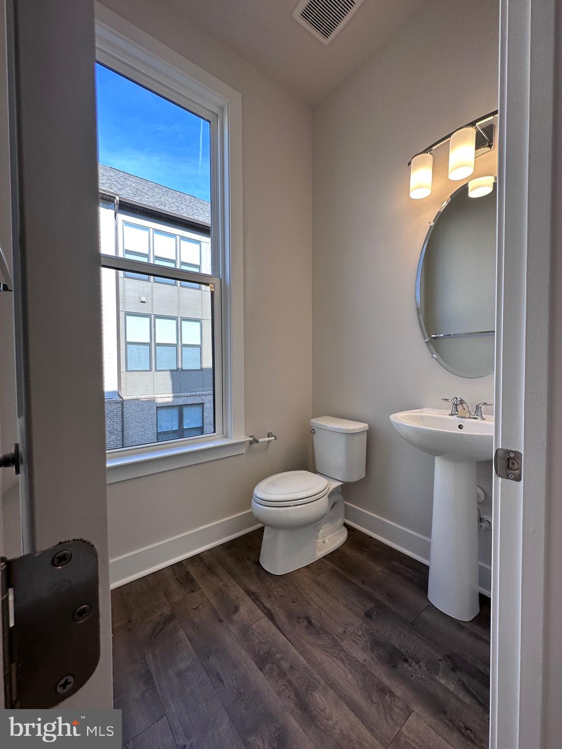 2453 Liberty Loop Herndon, VA 20171 - Photo 17 of 32