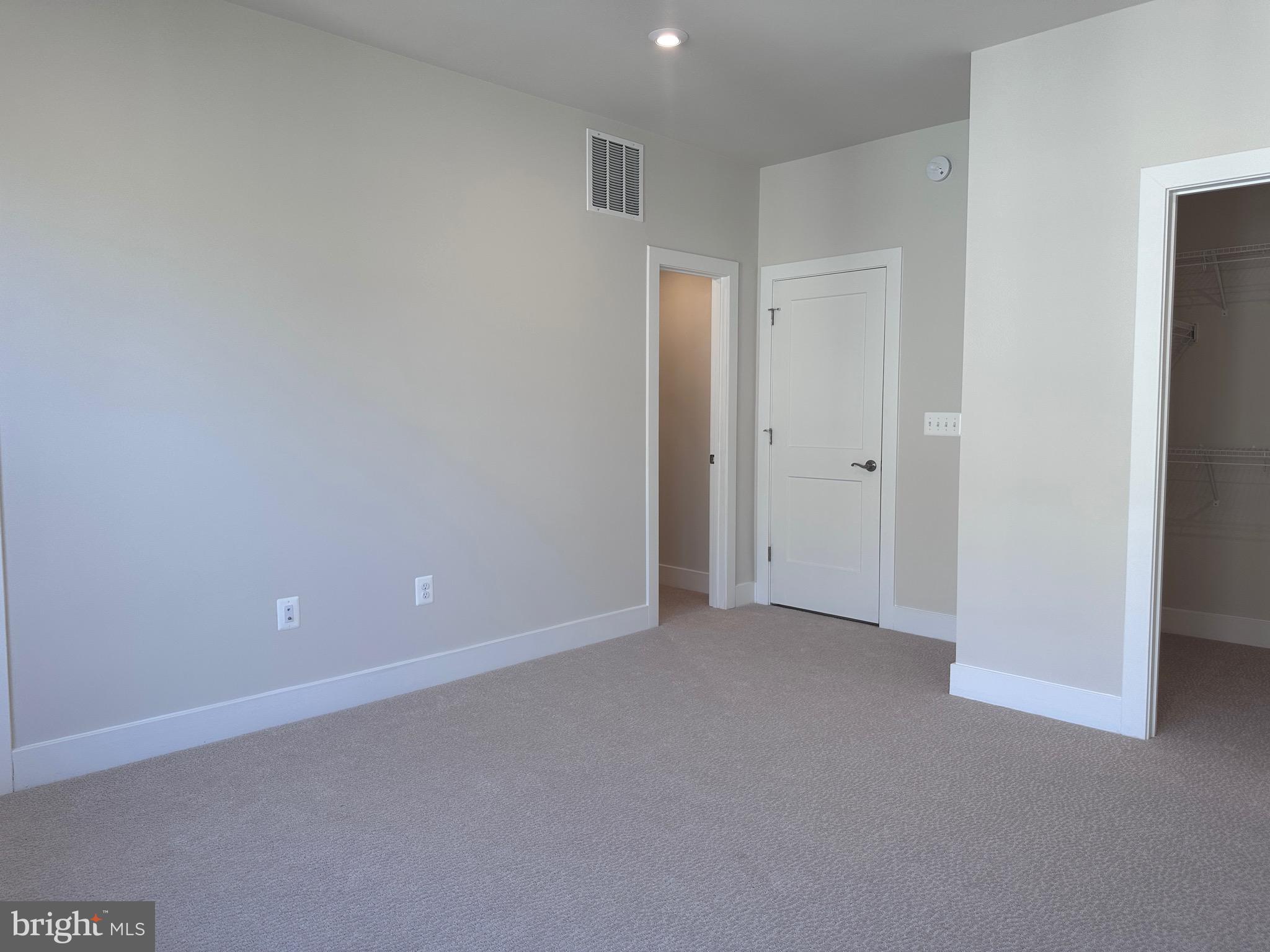 2453 Liberty Loop Herndon, VA 20171 - Photo 6 of 32