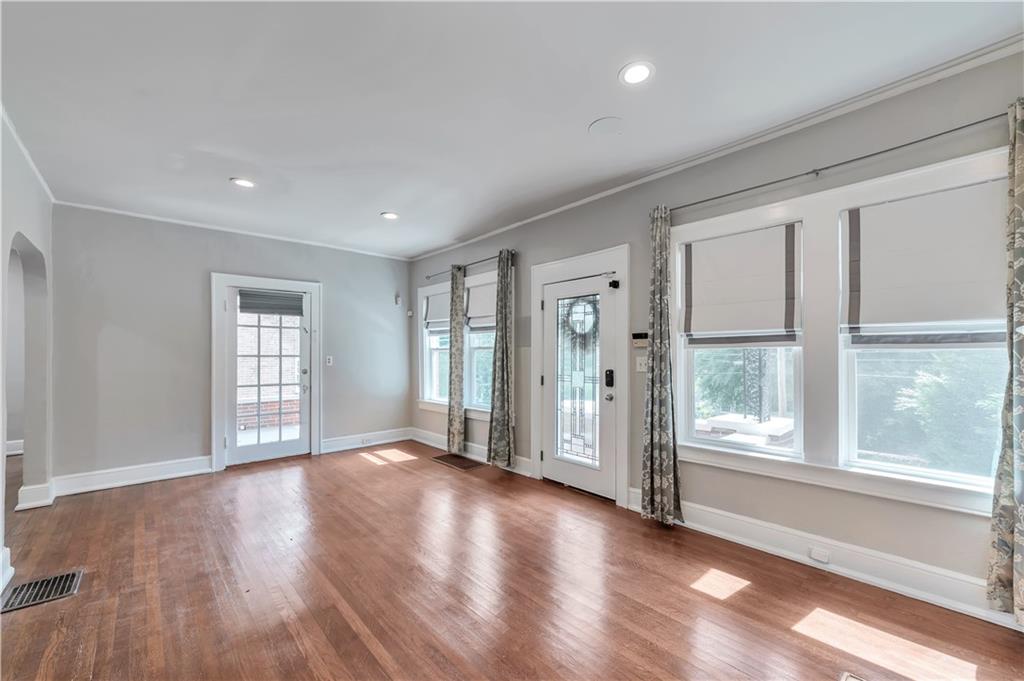 1745 Sylvan Road Southwest Atlanta, GA 30310 - Photo 6 of 25