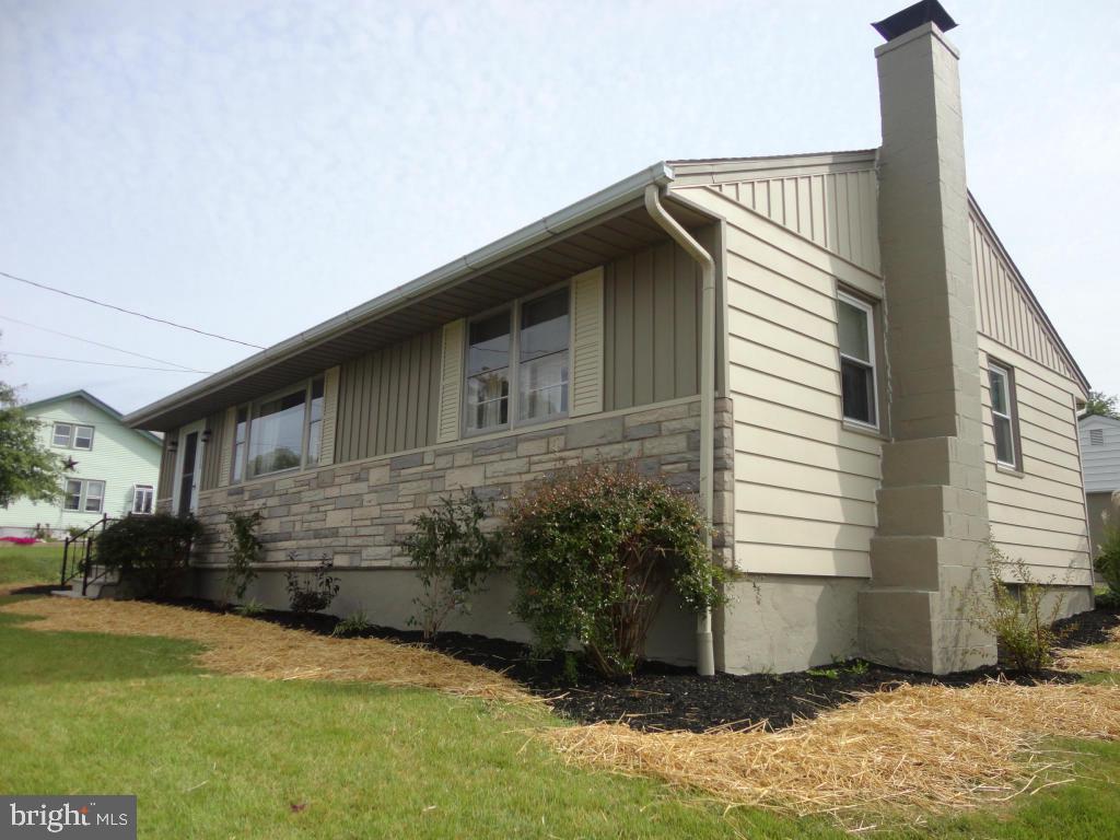 1328 Sandhill Road Lebanon, PA 17046 - Photo 22 of 26 Gallery Image 22