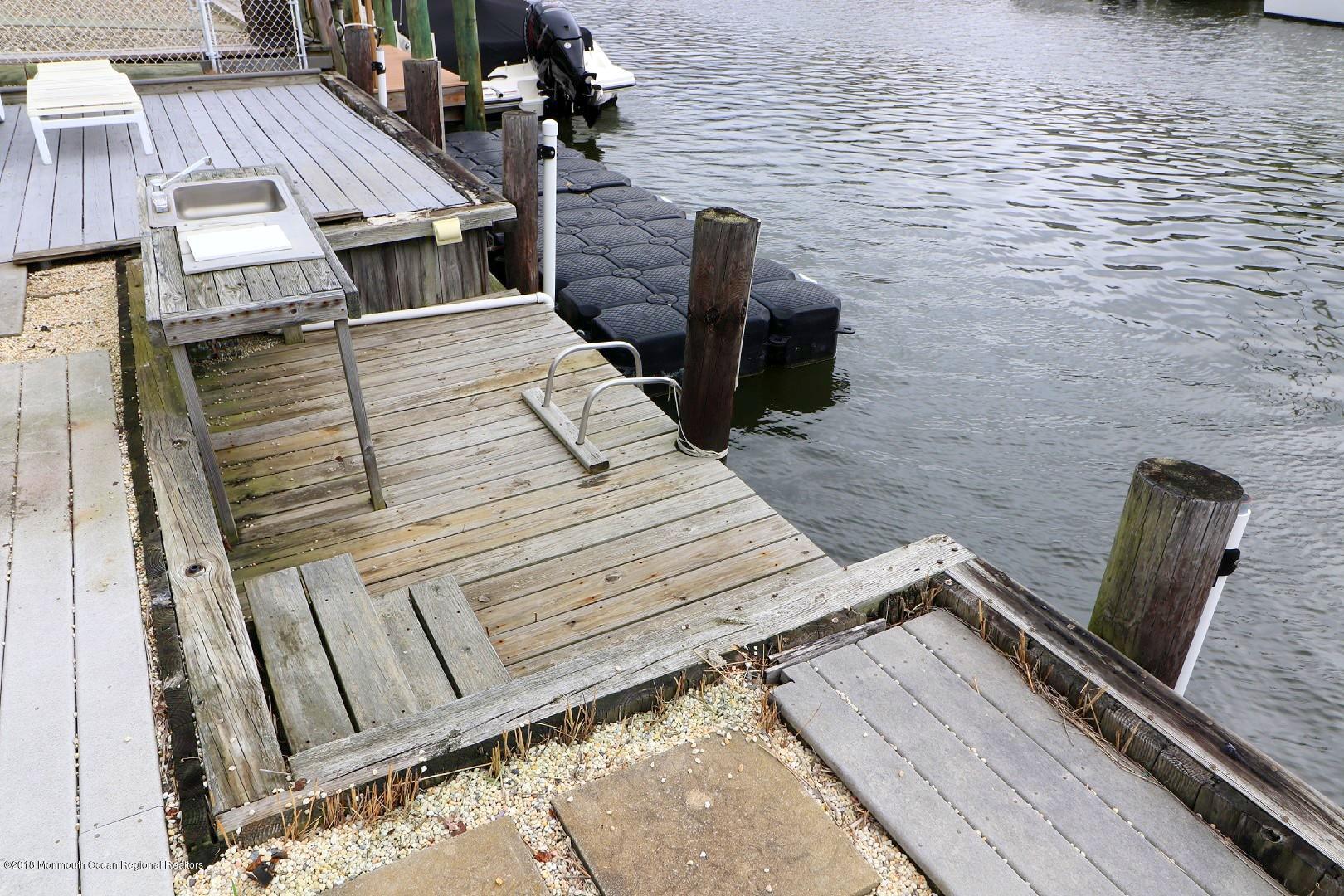 6 Compass Road Waretown, NJ 08758 - Photo 14 of 89 FLOATING DOCK